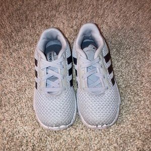 Adidas Racer TR 2.0 Toddler size 6 Tennis shoes